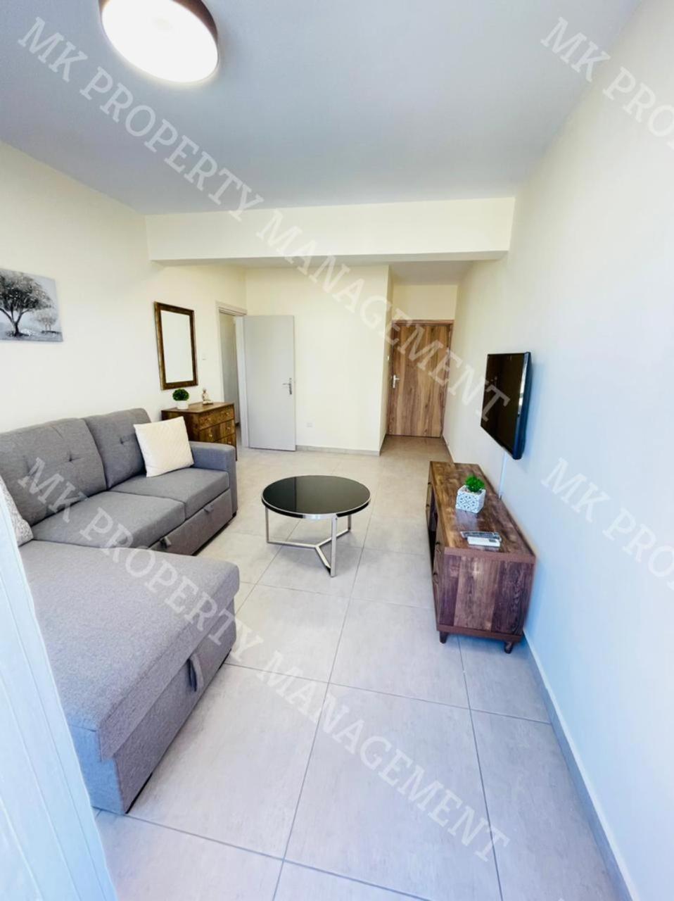 Milos City Center Apts No.34 Ларнака Экстерьер фото